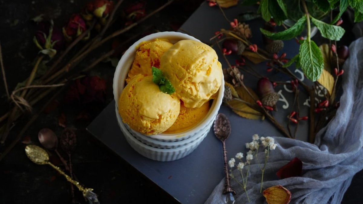 Receta de helado de mango con solo 2 ingredientes 1