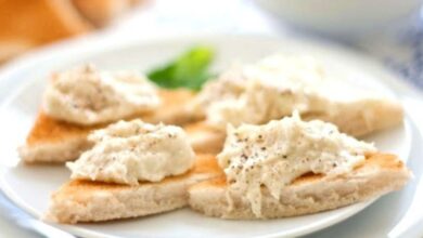 Receta de Quenelles de brandada de bacalao sobre crema suave de salmorejo 1