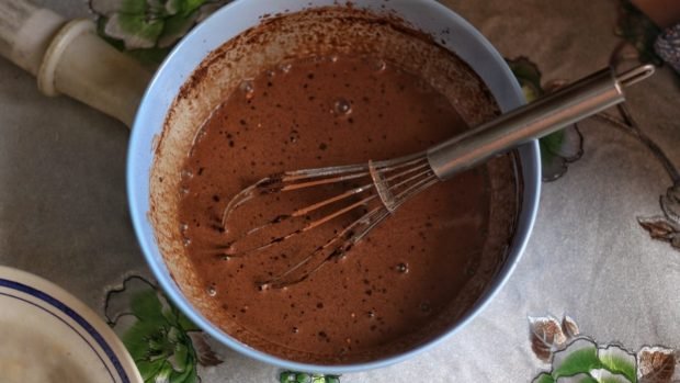 Bizcocho de chocolate y patata, una receta original que te sorprenderá 
