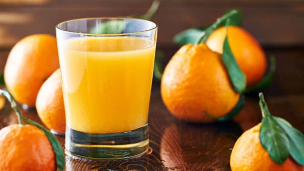 Mousse de naranja y limón: una receta de postre rápida y fácil de hacer