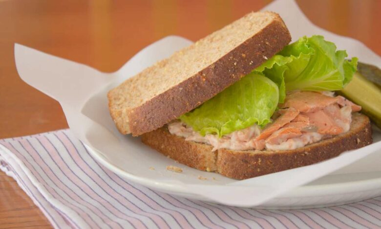 Receta de sándwich de salmón fácil de preparar 1