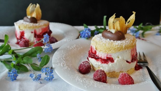 5 pasteles sin azúcar para decorar como pastel de Pascua