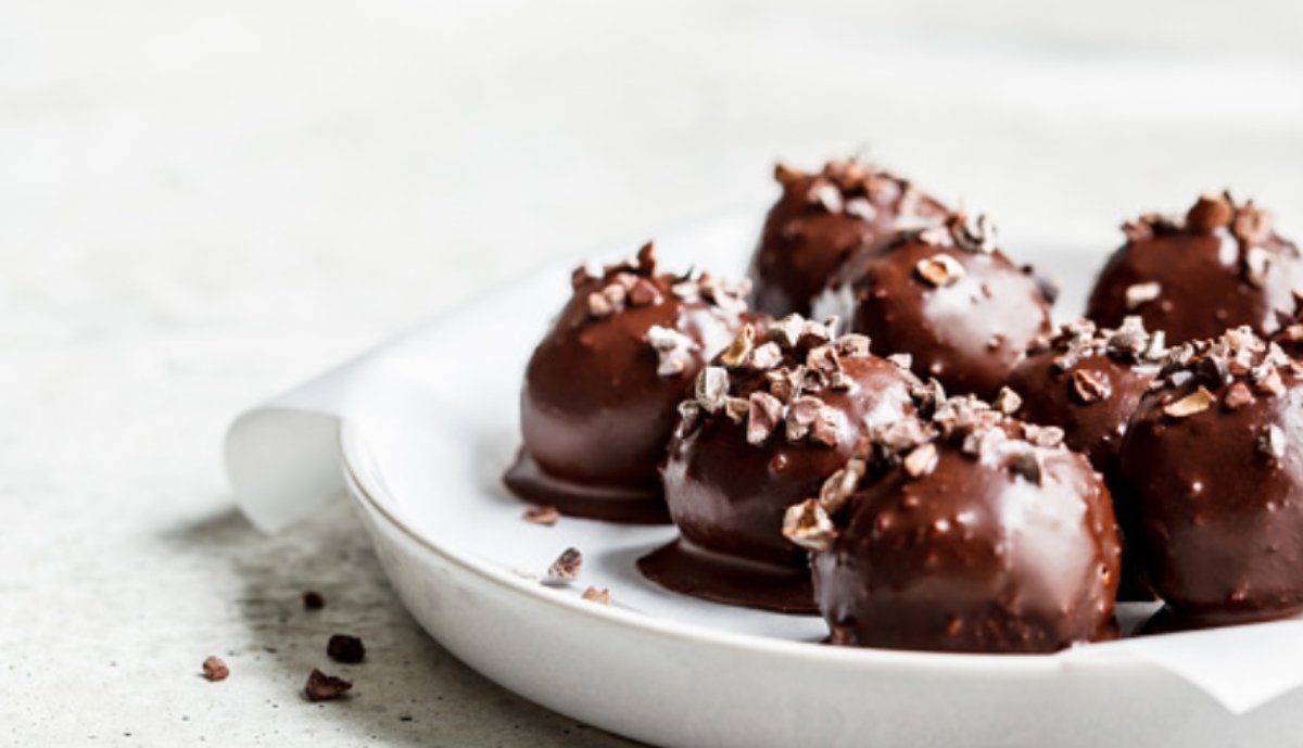 Toma nota de estas 4 recetas de bombones de chocolate para darte un capricho 4