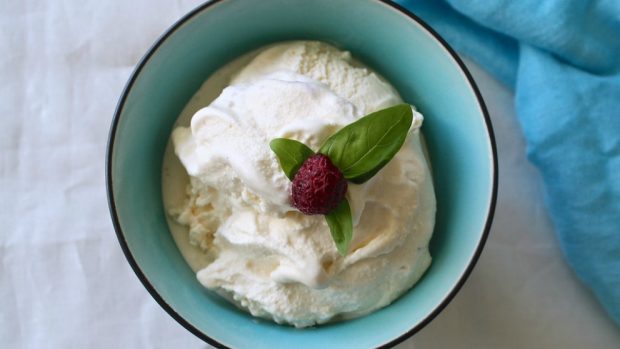 Las 5 mejores recetas para crear un helado de yogur griego casero increíble