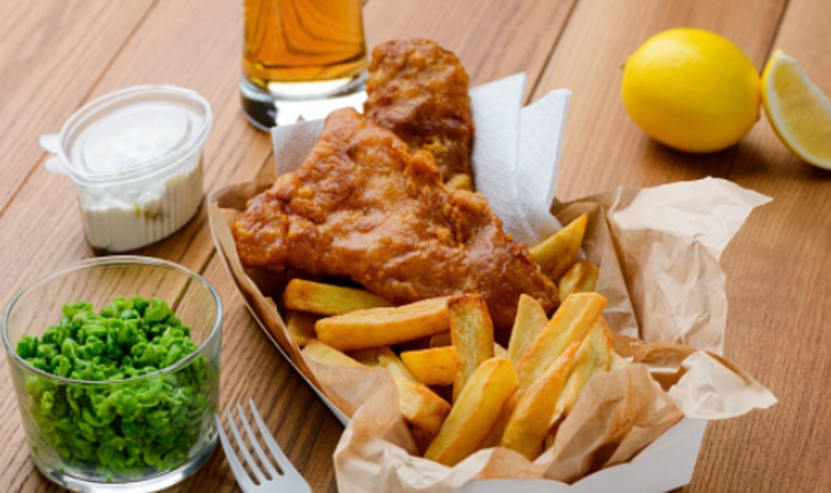 Fish and chips de caballa, receta de pescado auténtica británica 4