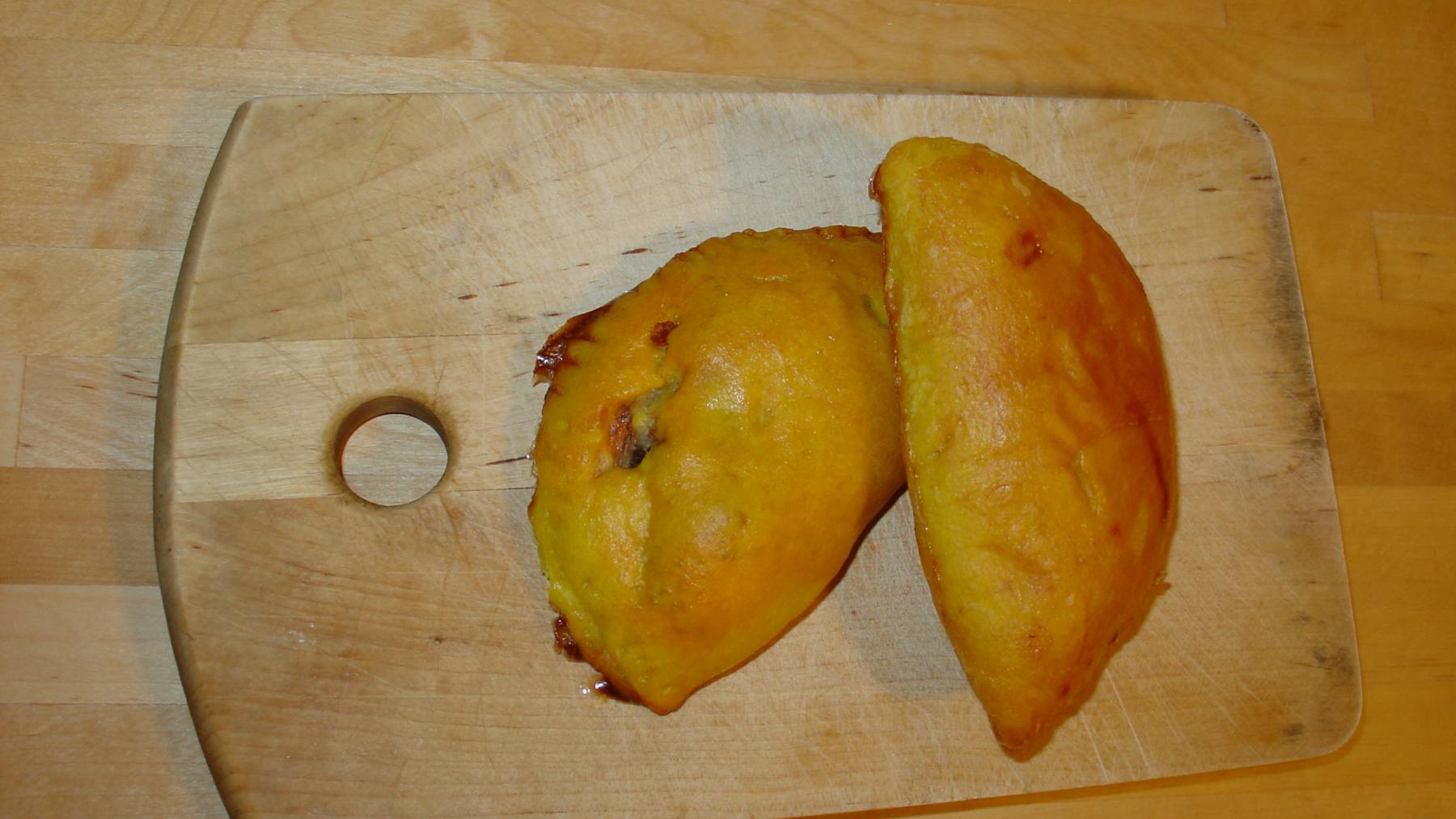 Empanadillas de morcilla y manzana con queso 4