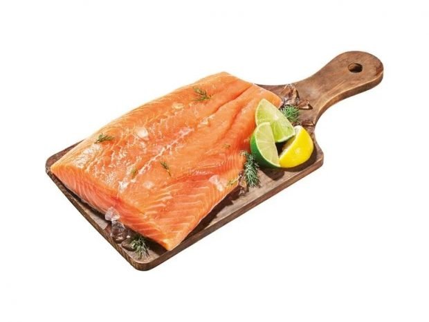 Tartar de salmón con un toque de sésamo