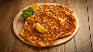 Lahmacun: pizza turca tradicional 6