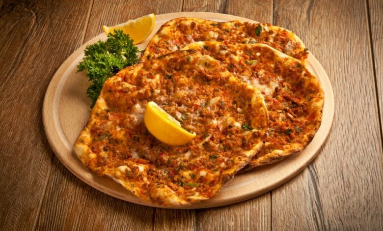 Lahmacun: pizza turca tradicional 1