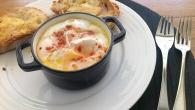 Huevos al horno con jamón y queso 8