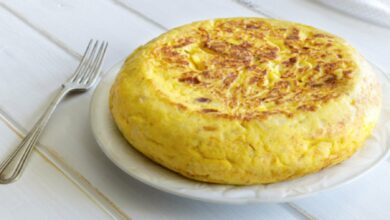 Tortilla rellena de morcilla, receta de tapa española con morcilla de Burgos 5