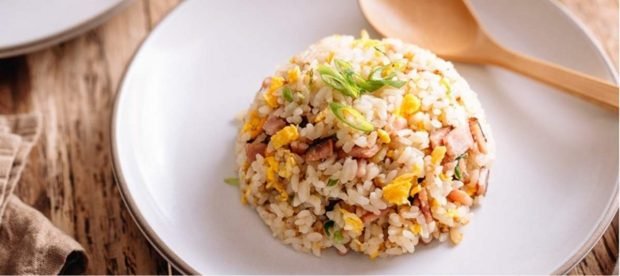 Las 5 mejores recetas de arroz frito para una cena rápida en un restaurante