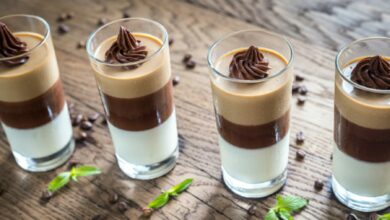 Panna cotta de chocolate con leche, receta de postre listo en 5 minutos 2