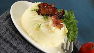 Crema de patatas con sobrasada y jamón ibérico, receta fácil 2