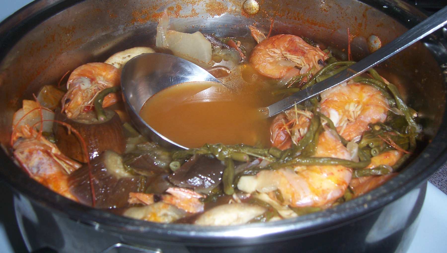 Sinigang, sopa filipina de marisco 4