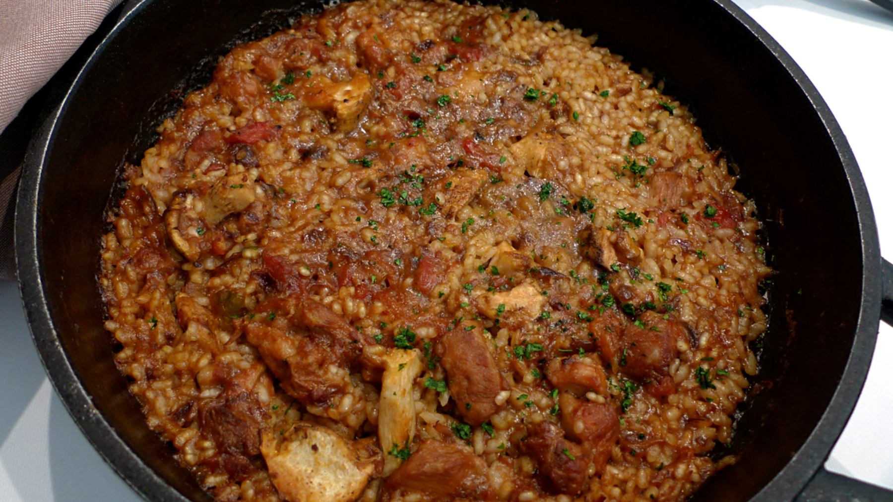 Arroz con salchichas, setas y pavo 4