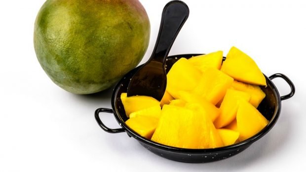 Tarta de limón y mango, receta sin horno fácil de preparar