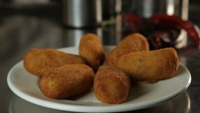 Croquetas de beicon y dátiles 7