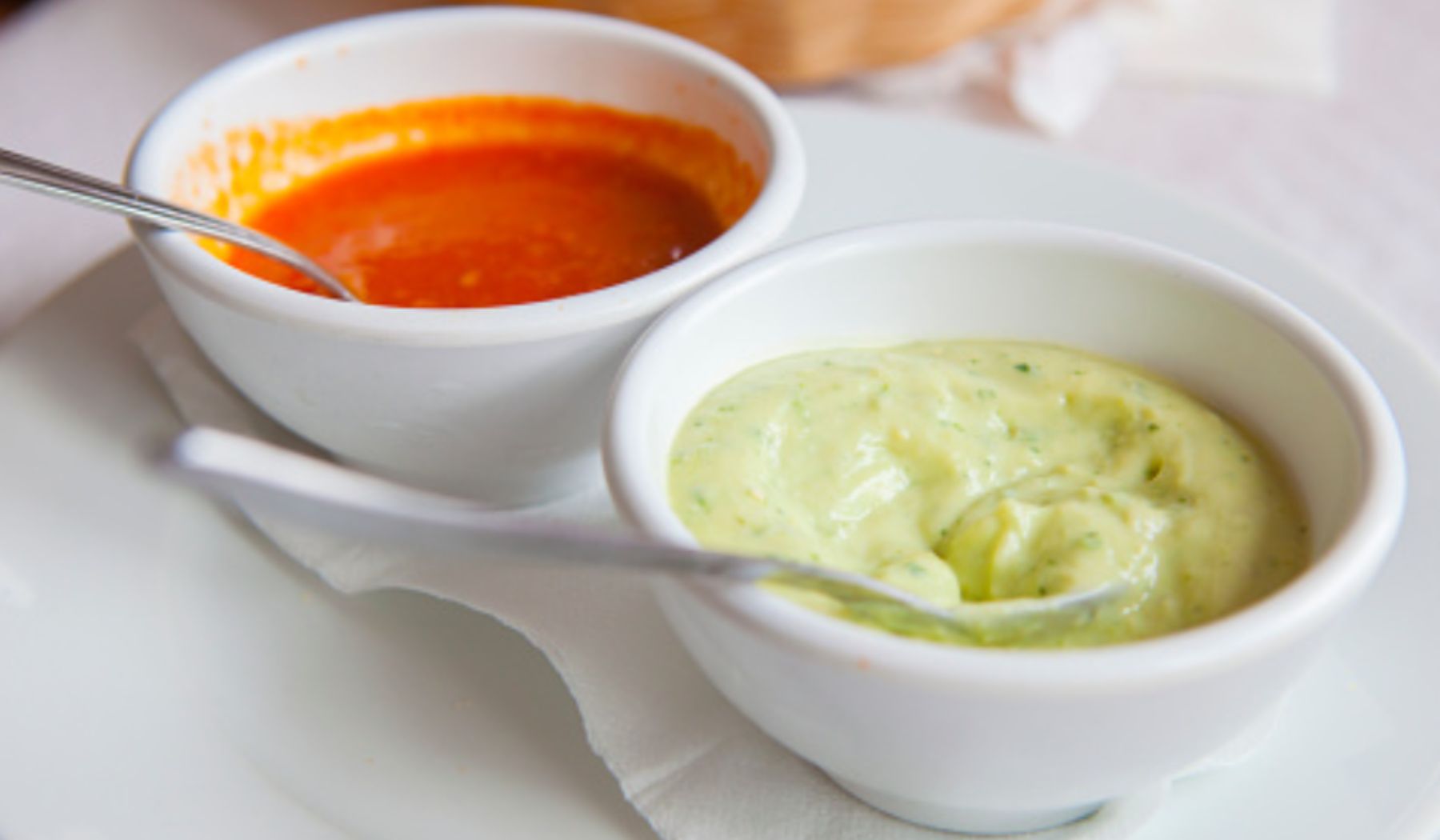 Mojo picón verde: receta de salsa canaria 4