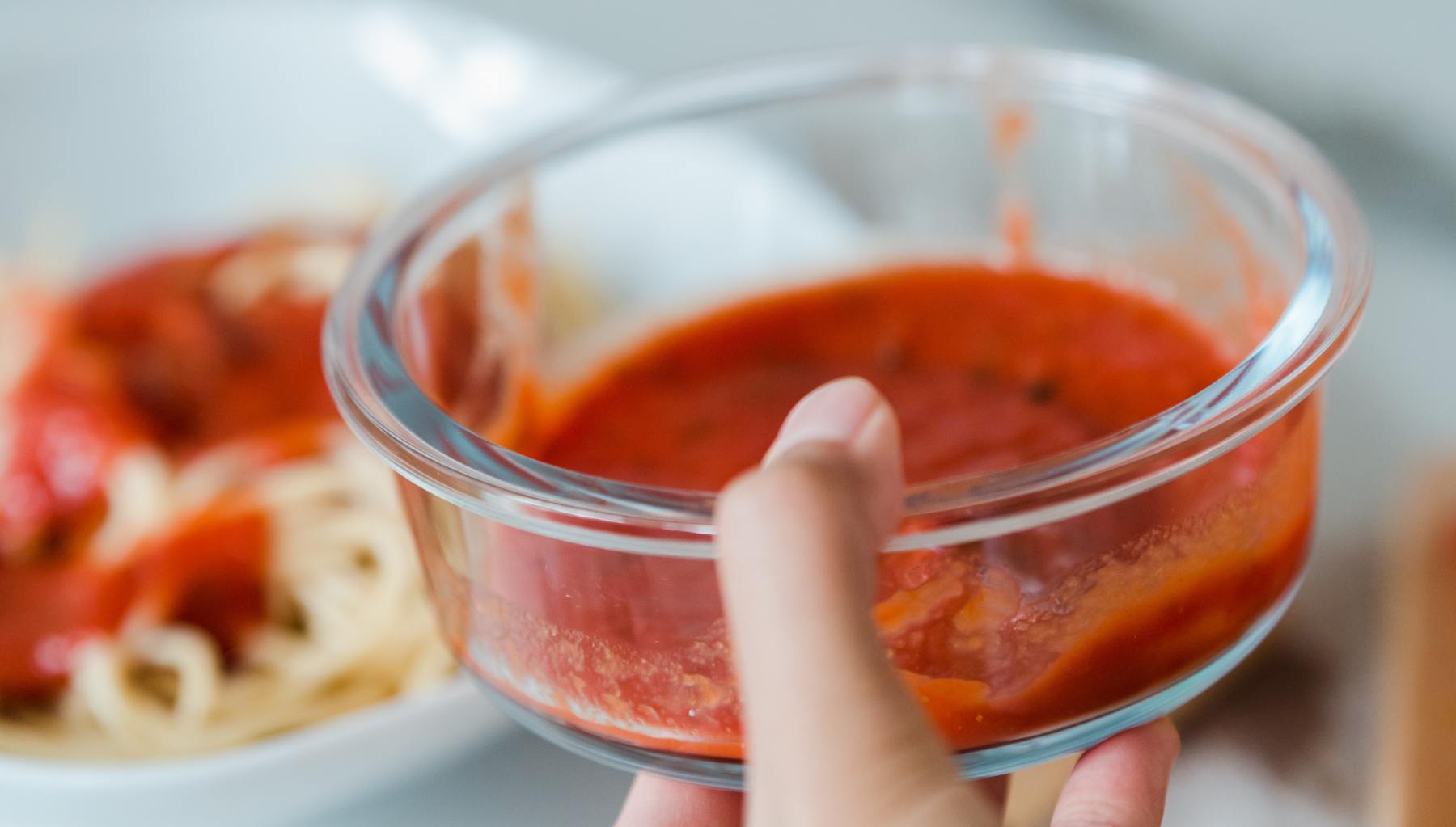 Salsa de tomate fácil y rápida en Thermomix 4