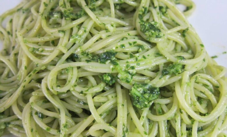 Espaguetis con pesto de verduras y estragón 1