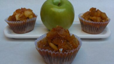 Postre de manzana con canela, granada y mermelada 10