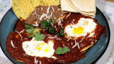 Prueba esta receta casera de huevos rancheros 8