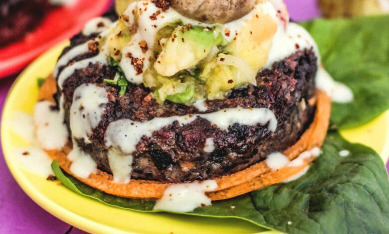 Disfruta esta hamburguesa vegana casera 1