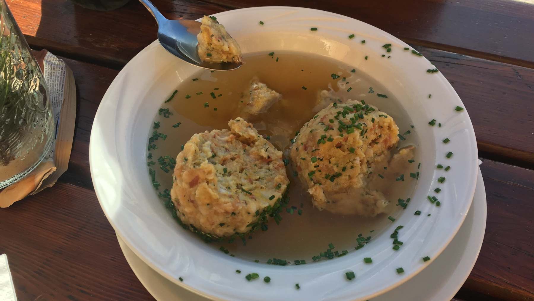 Canederli a la tirolesa, exquisitas albóndigas italianas 4