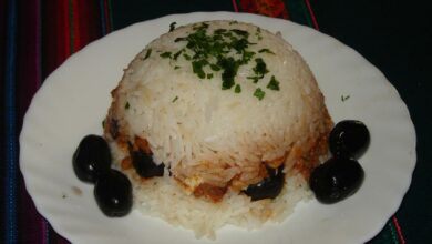 Receta peruana de arroz tapado 8