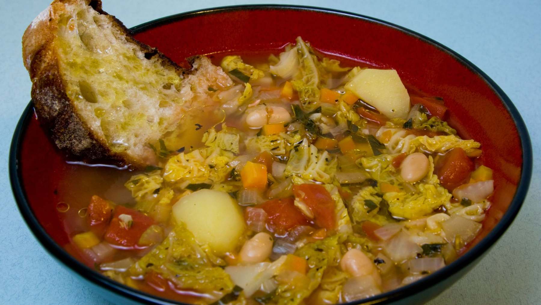 Ribollita, receta de sopa italiana 4