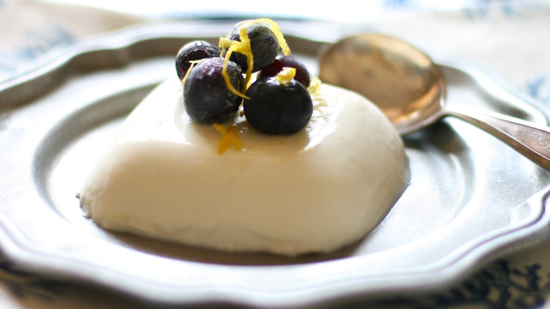 Panna Cotta de Menta con Semillas de Chía 4