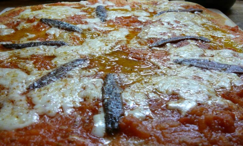 Prueba esta pizza de sardinas y alcaparras 1