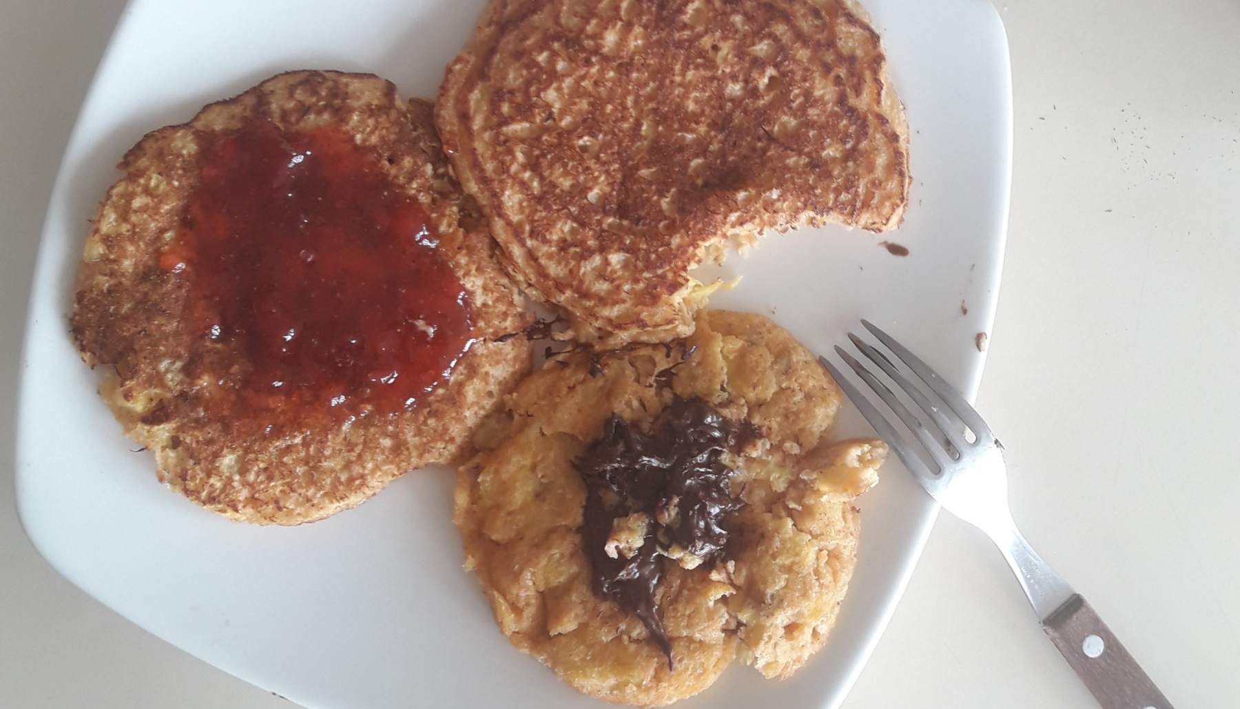 Tortitas de avena con yogur griego y nectarina 4