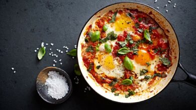 Receta de desayuno típico israelí: huevos pisciteddru 10