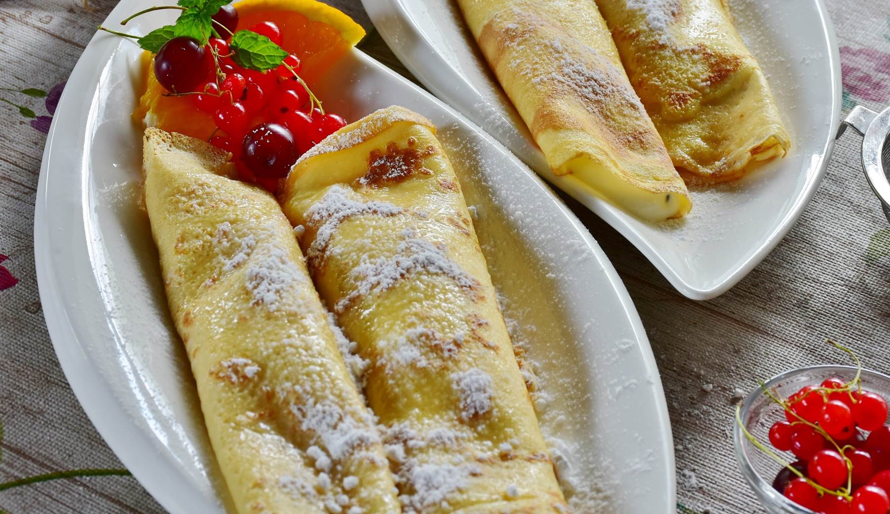 Crepes de caqui y crema chantilly 4