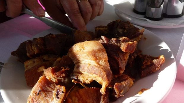 Los chicharrones en Cádiz son tan famosos que incluso existen rutas sobre este alimento.