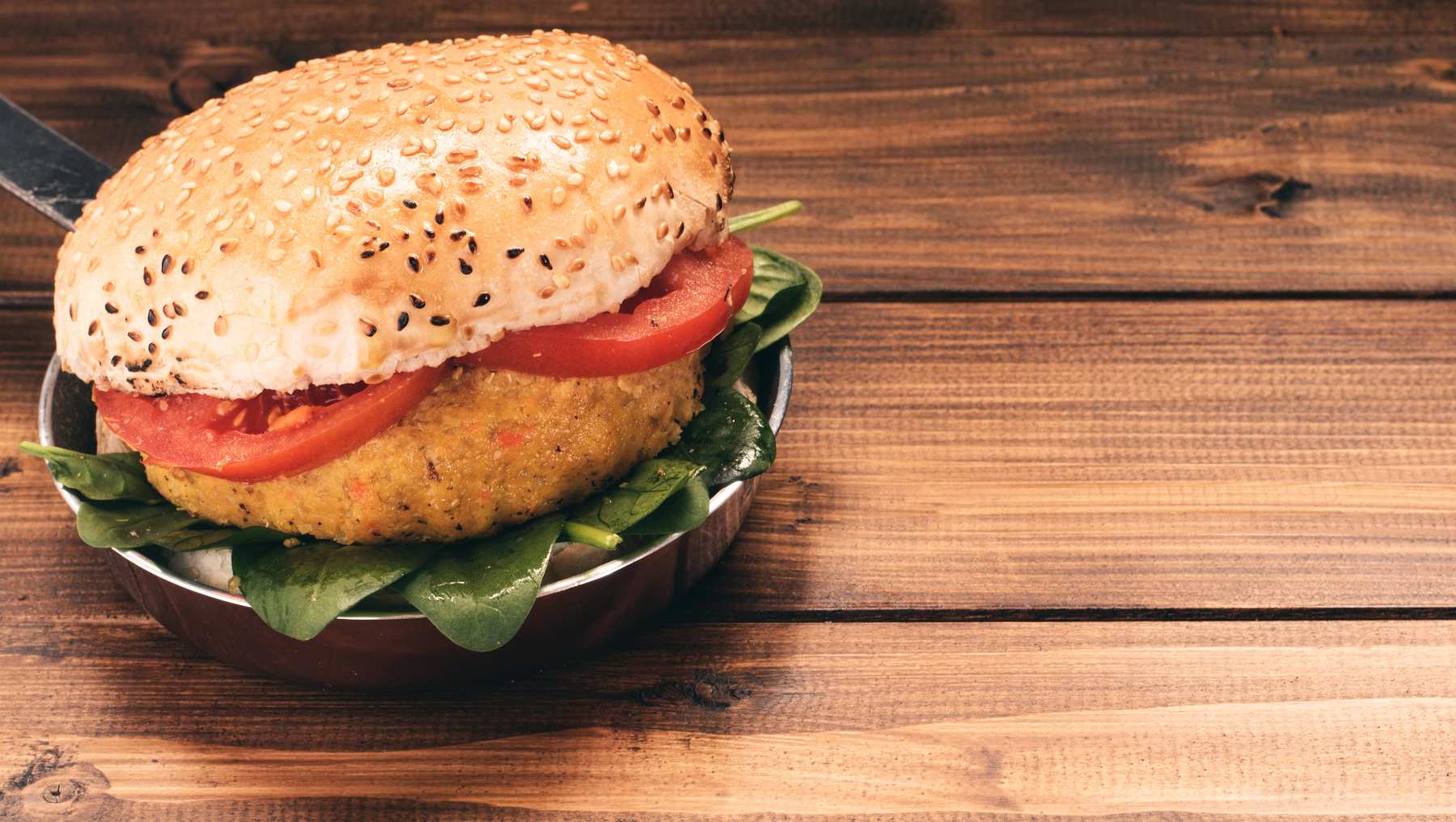 Hamburguesa casera de quinoa con aguacate, para las vacaciones del verano 4