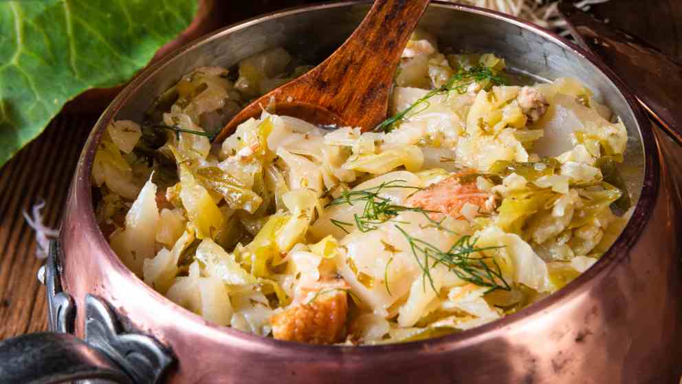 Receta de Repollo con beicon y almendras picadas 4