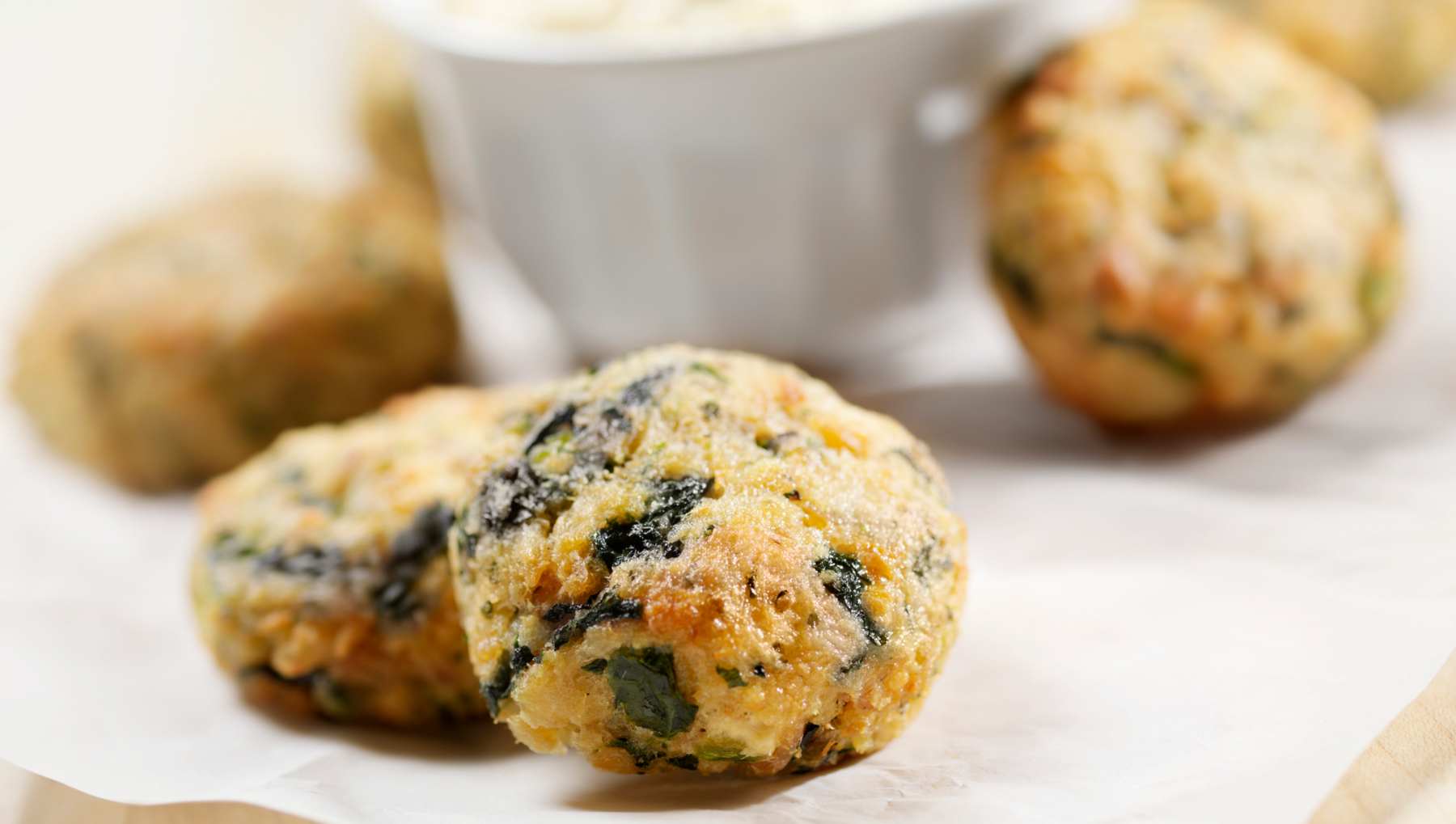 Croquetas de garbanzos y espinacas, crujientes y saludables 4