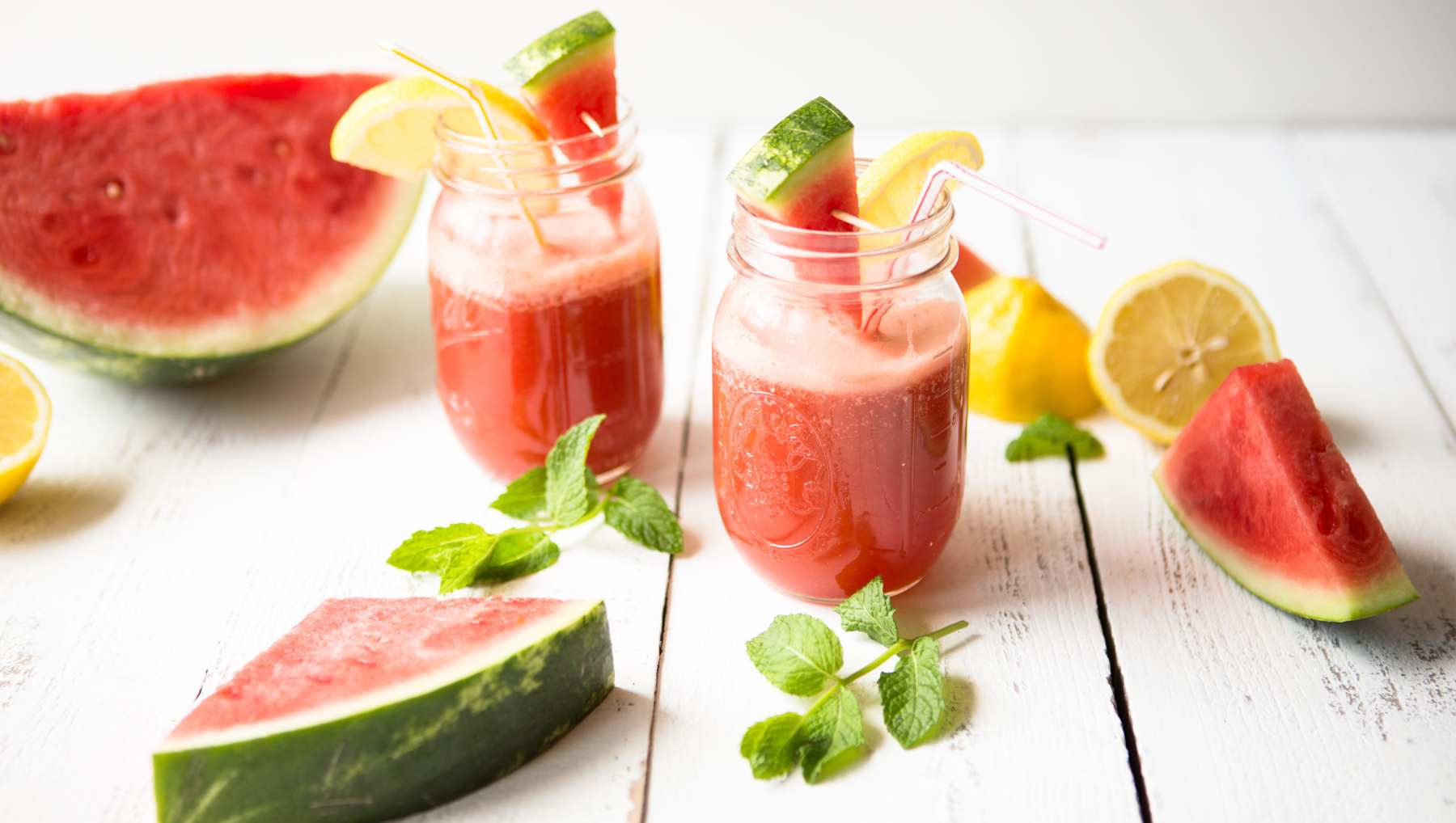 4 bebidas saludables y deliciosas para combatir el calor 4