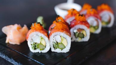 Sushi vegano con aguacate y pepino: una explosión de sabores en cada bocado 5