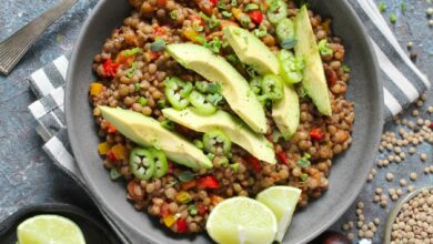 mezcla lentejas y aguacate en una receta deliciosa 6