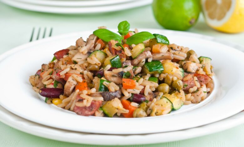 Receta de ensalada de arroz al curry con calabacín y pimientos 1